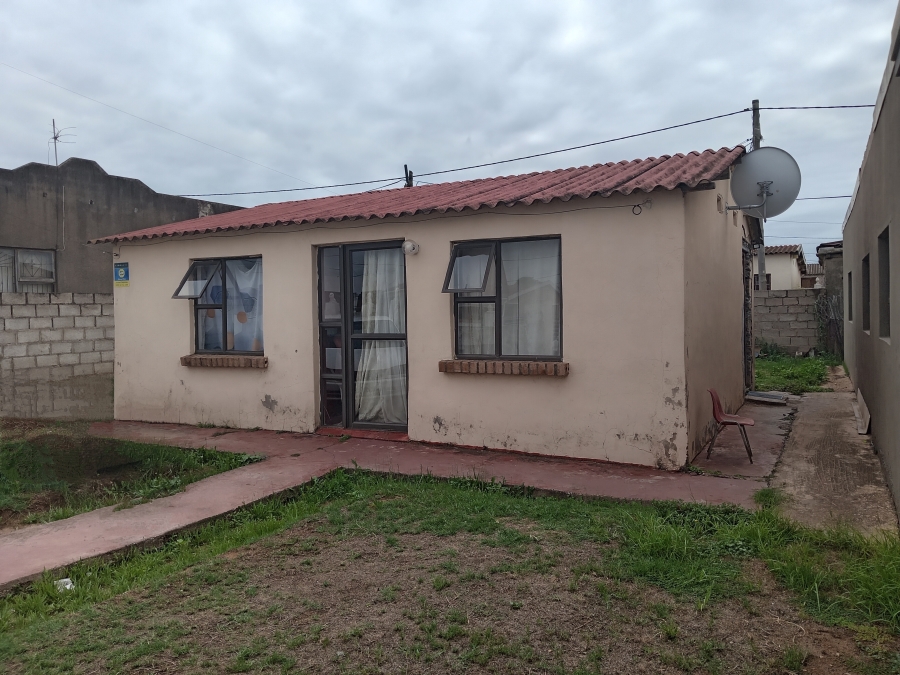2 Bedroom Property for Sale in Kwa Nobuhle Eastern Cape